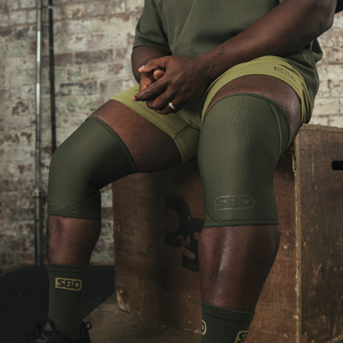 Powerlifting Knee Sleeves (Resolve Range) – SBD Singapore