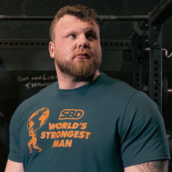 SBD Singapore 2025 World’s Strongest Man T-Shirt Navy Pose